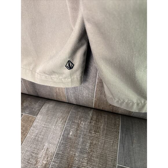Volcom Shorts Mens Size 36 Beige Chino Corpo Class Skater Casual Y2K - Picture 3 of 11